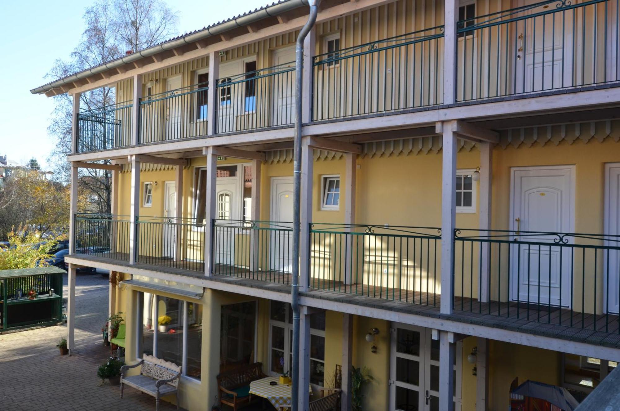 Landhaus Hotel Wolfratshausen Luaran gambar