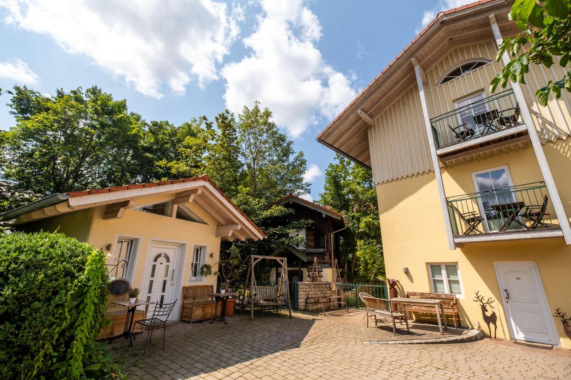 Landhaus Hotel Wolfratshausen Luaran gambar